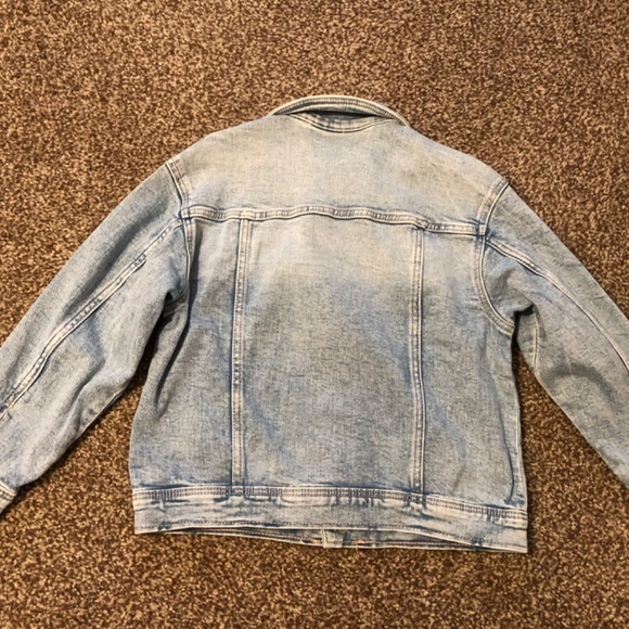 Denim jacket H&M for a boy size US7 - Picture 3 of 3